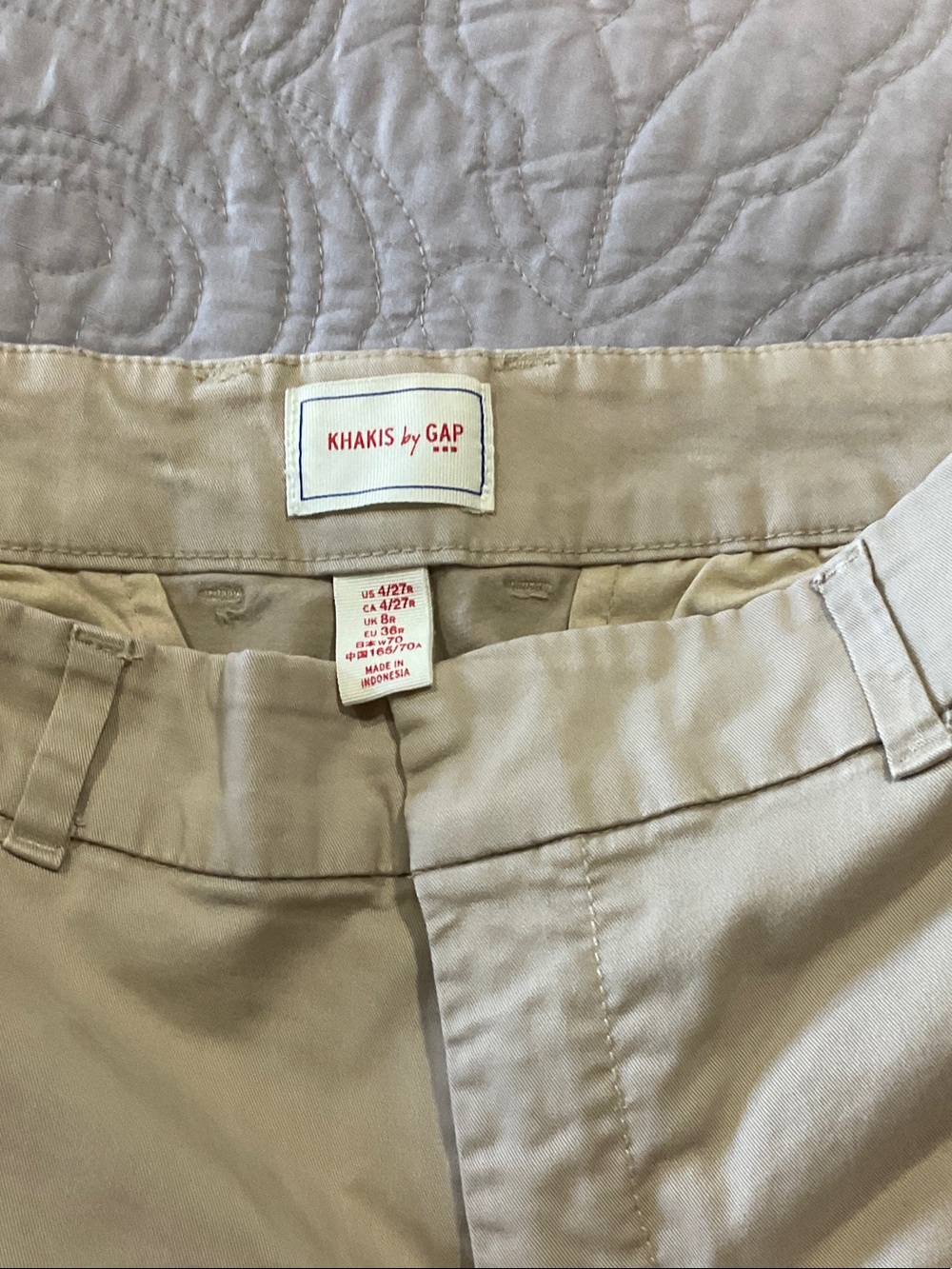 GAP Khakis Straight Leg Pants in Light Beige